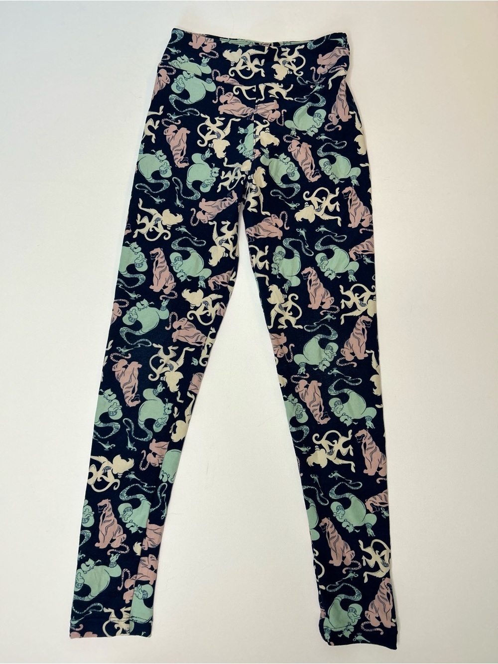 LuLaRoe Disney Aladdin Leggings Tween Size Navy Genie Rajah Abu Print - Picture 1 of 5